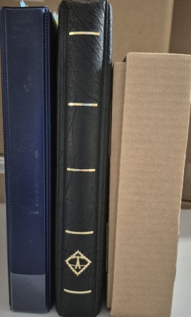 1939-1945 2 classeurs et une boite contenant environ