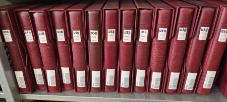1937-2014, Mint collection 13 Lighthouse albums, should