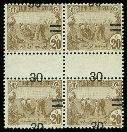 N°98l 30c sur 20c brun, variété surcharge 30 à cheval,