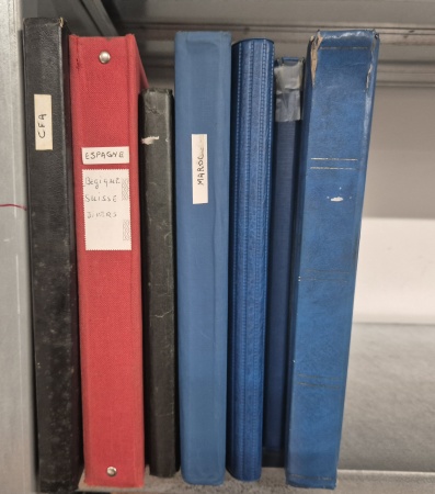 1892-1975, Collection des COLONIES en plusieurs classeurs,