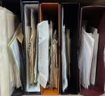 1920-2003, Collection éclectique en classeurs : un