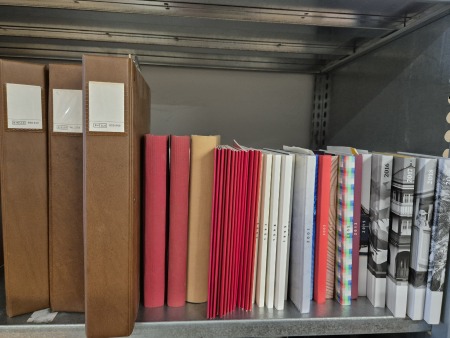 1885-2019, collection de livres de l'année 1982-2005,