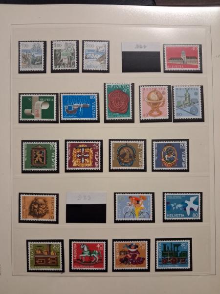 1875-1995, ensemble éclectique en albums, classeurs,
