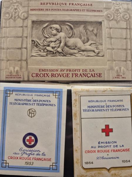 1911-2016, nombreux classeurs (plus une boite en fer