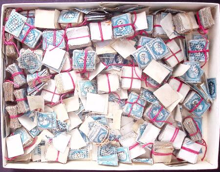 N°14/ 22 /29 / 60  4500 timbres en bottes de 100