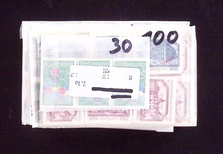 1960-1992, Collections en pochettes en quantités entre