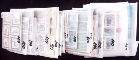 1961-1995, Collections en pochettes en quantités entre